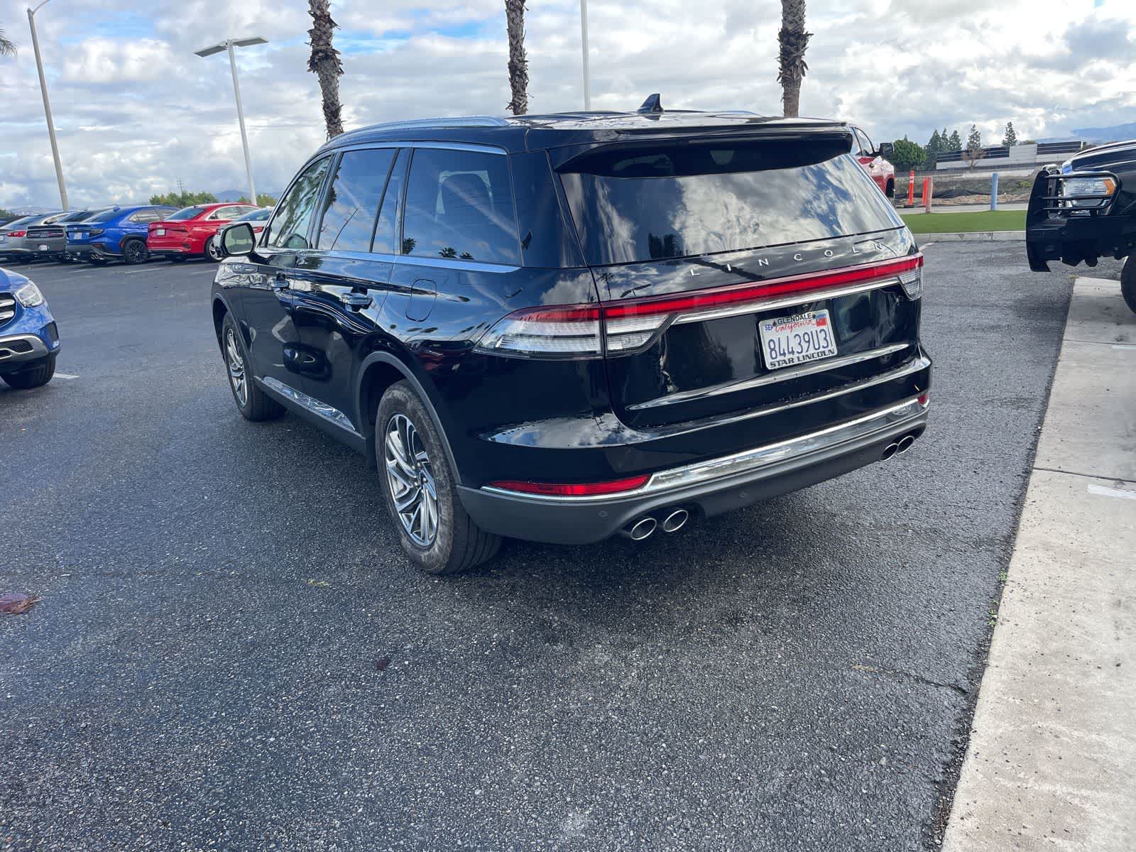 Thumbnail: 2023 Lincoln Aviator - 6