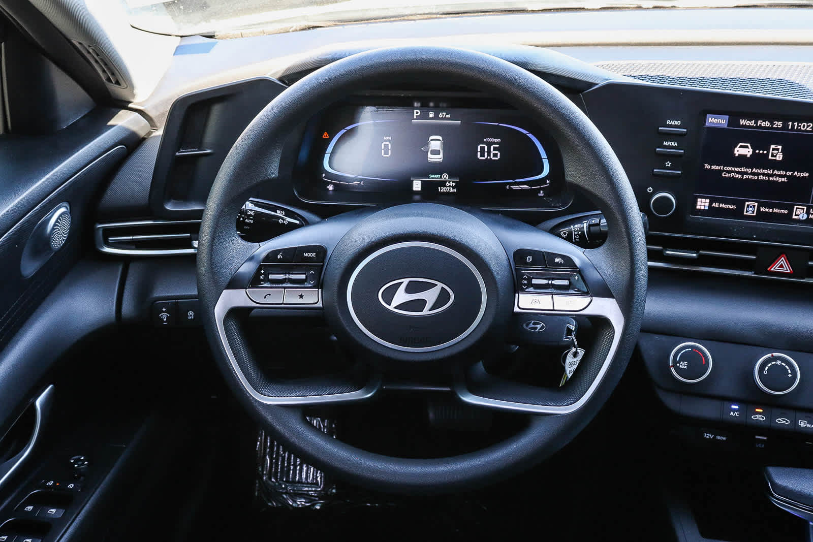 Thumbnail: 2025 Hyundai Elantra - 16