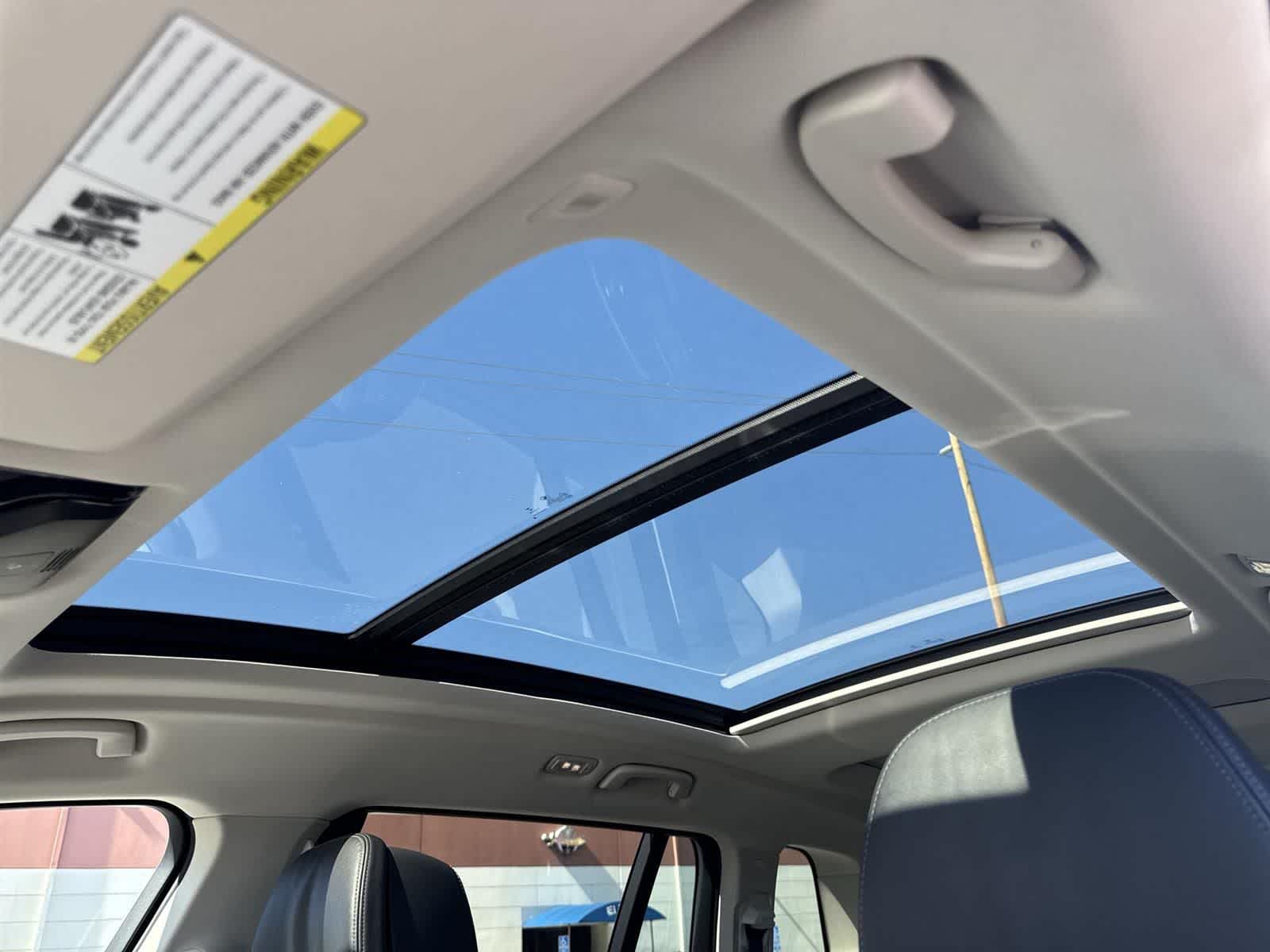 Thumbnail: 2023 BMW X7 - 8