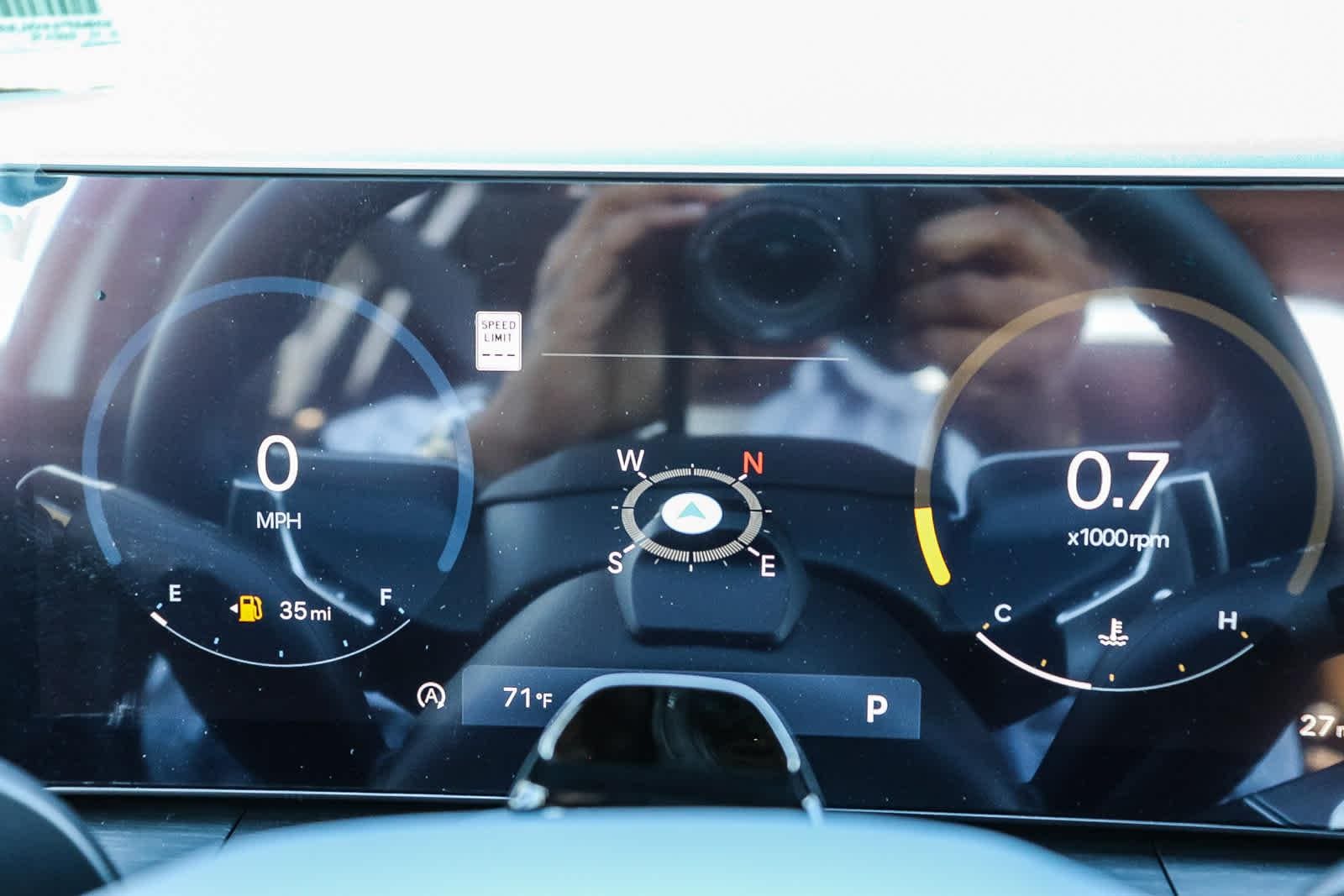 Thumbnail: 2025 Hyundai Santa Fe - 25