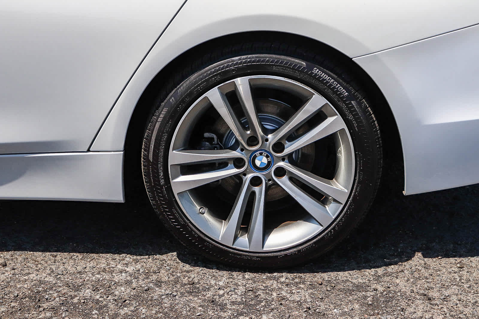 Thumbnail: 2018 BMW 3 Series - 13