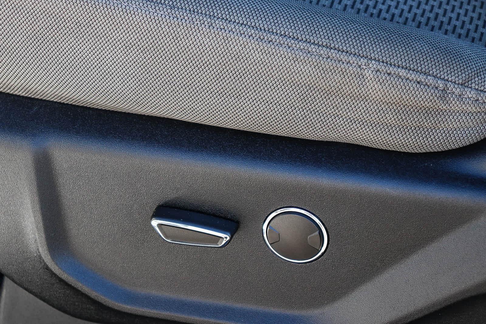 Thumbnail: 2019 Ford Econoline - 27
