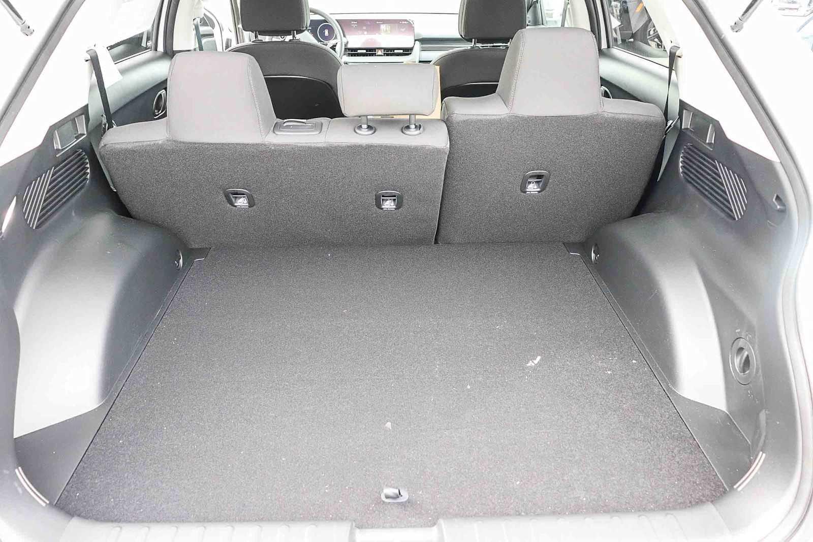 Thumbnail: 2026 Hyundai Ioniq 5 - 29