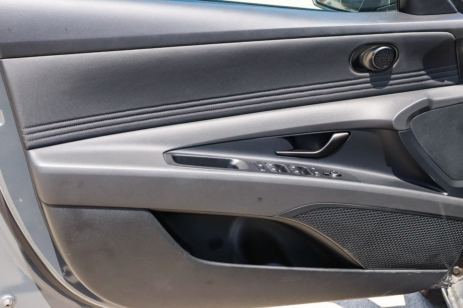 Thumbnail: 2026 Hyundai Elantra - 28