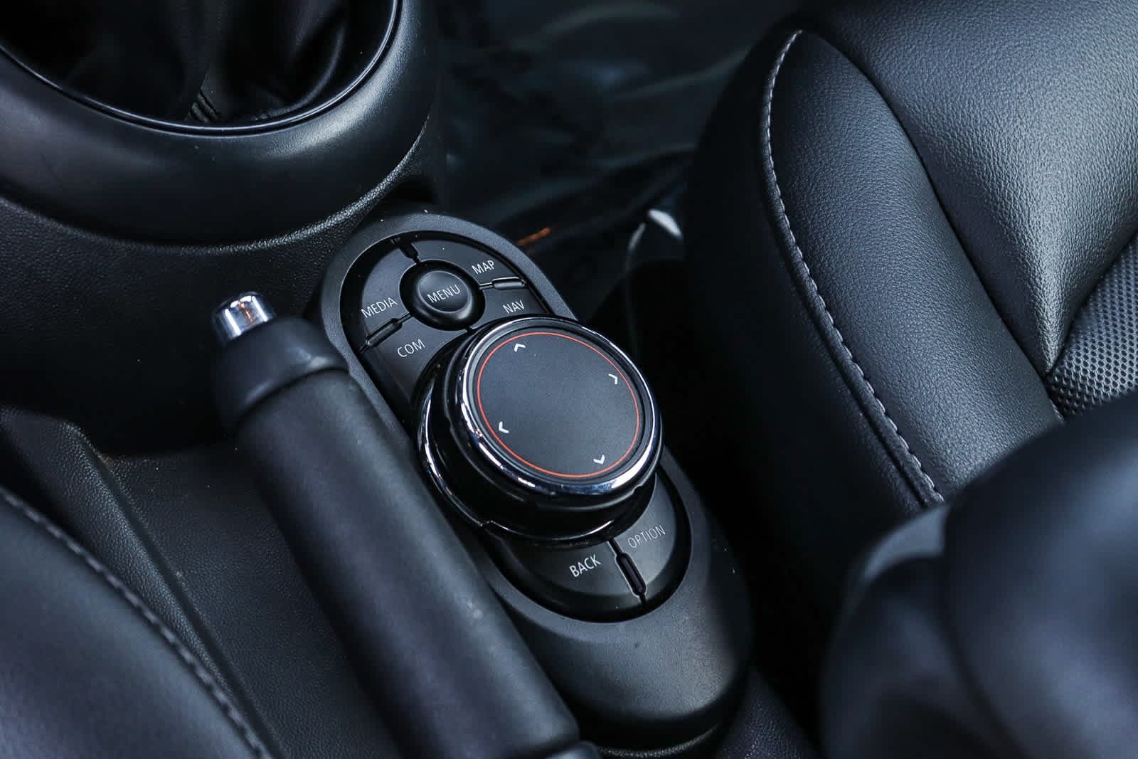 Thumbnail: 2019 MINI Cooper - 25