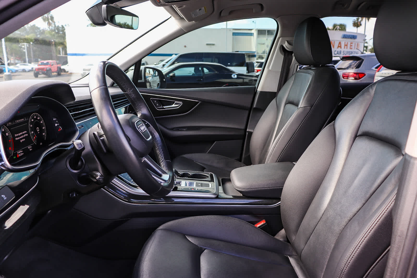 Thumbnail: 2022 Audi Q7 - 22