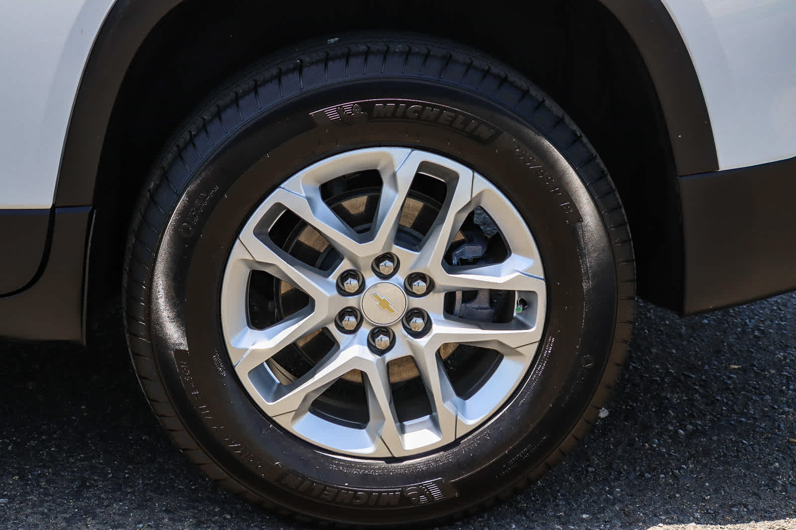 Thumbnail: 2020 Chevrolet Traverse - 13
