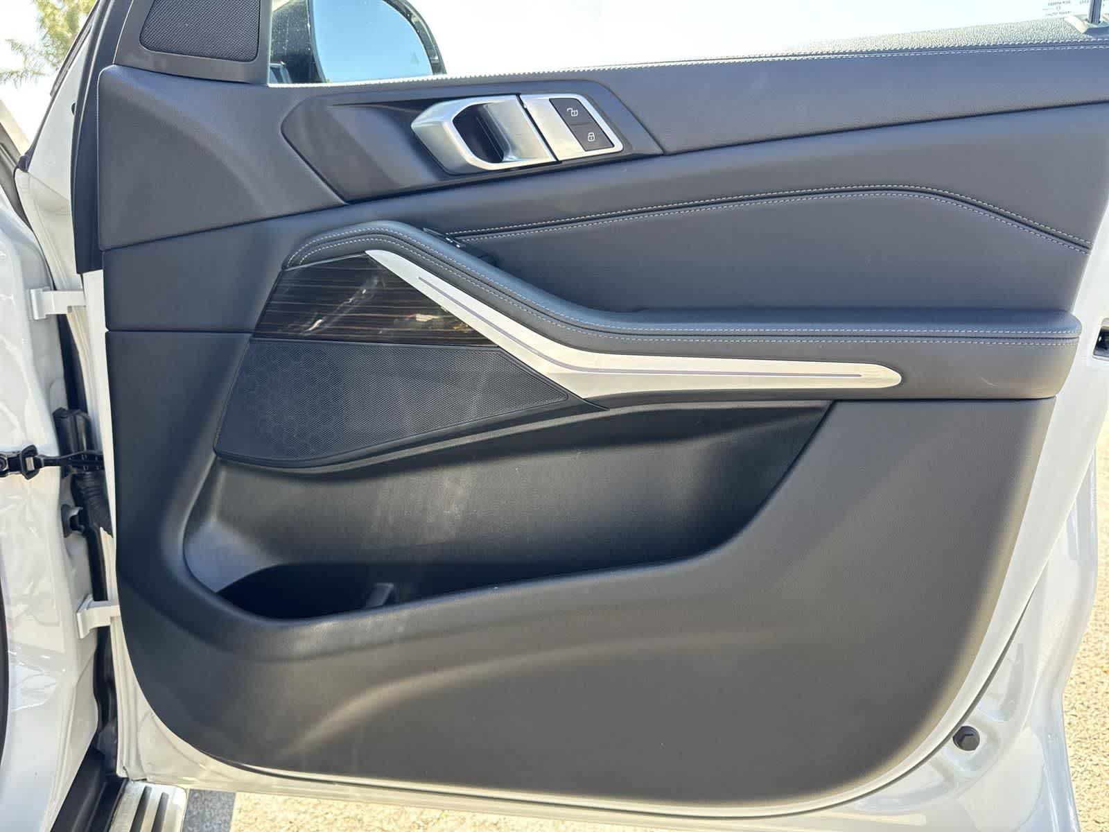 Thumbnail: 2023 BMW X5 - 38