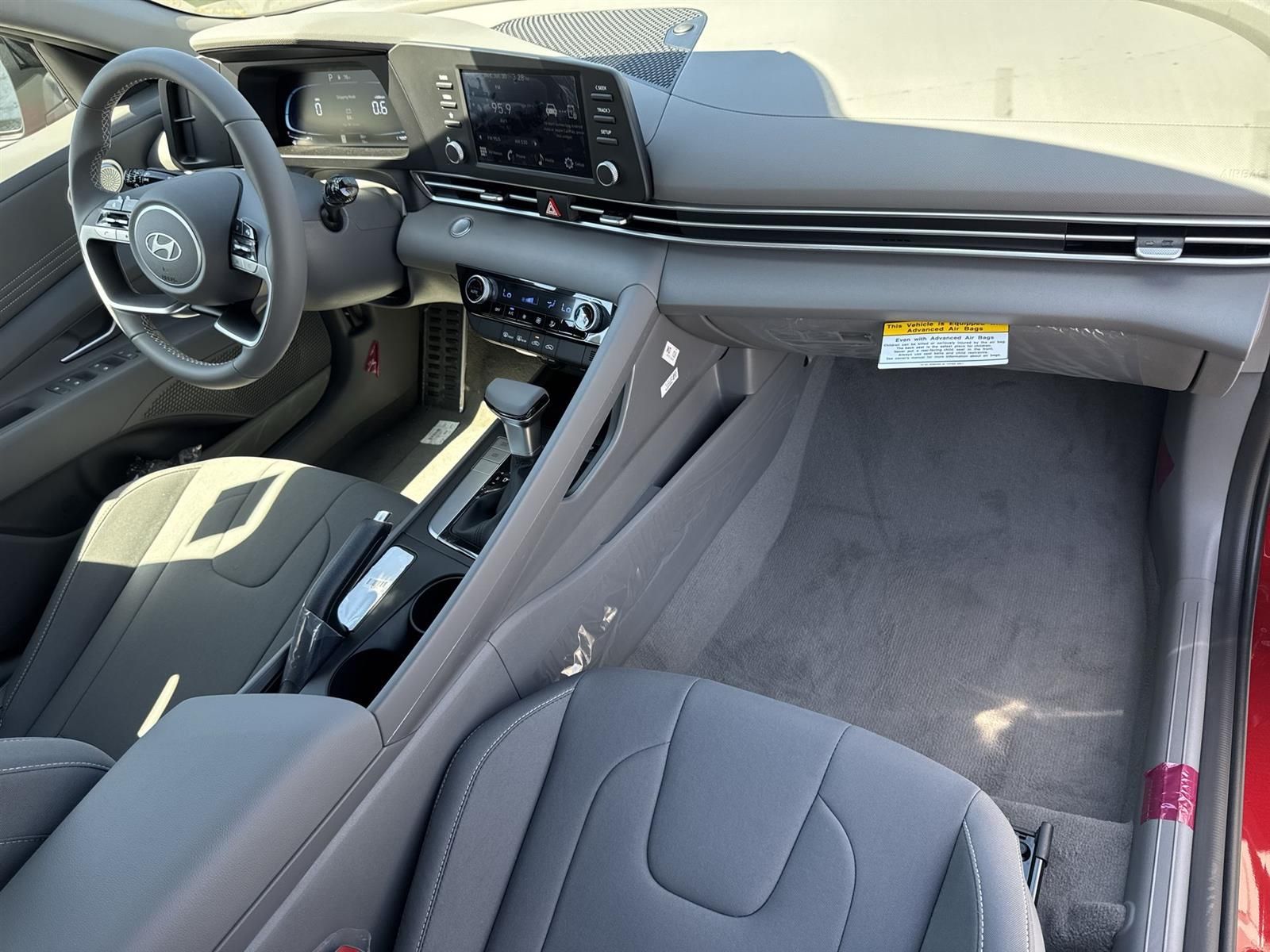 Thumbnail: 2025 Hyundai Elantra - 36