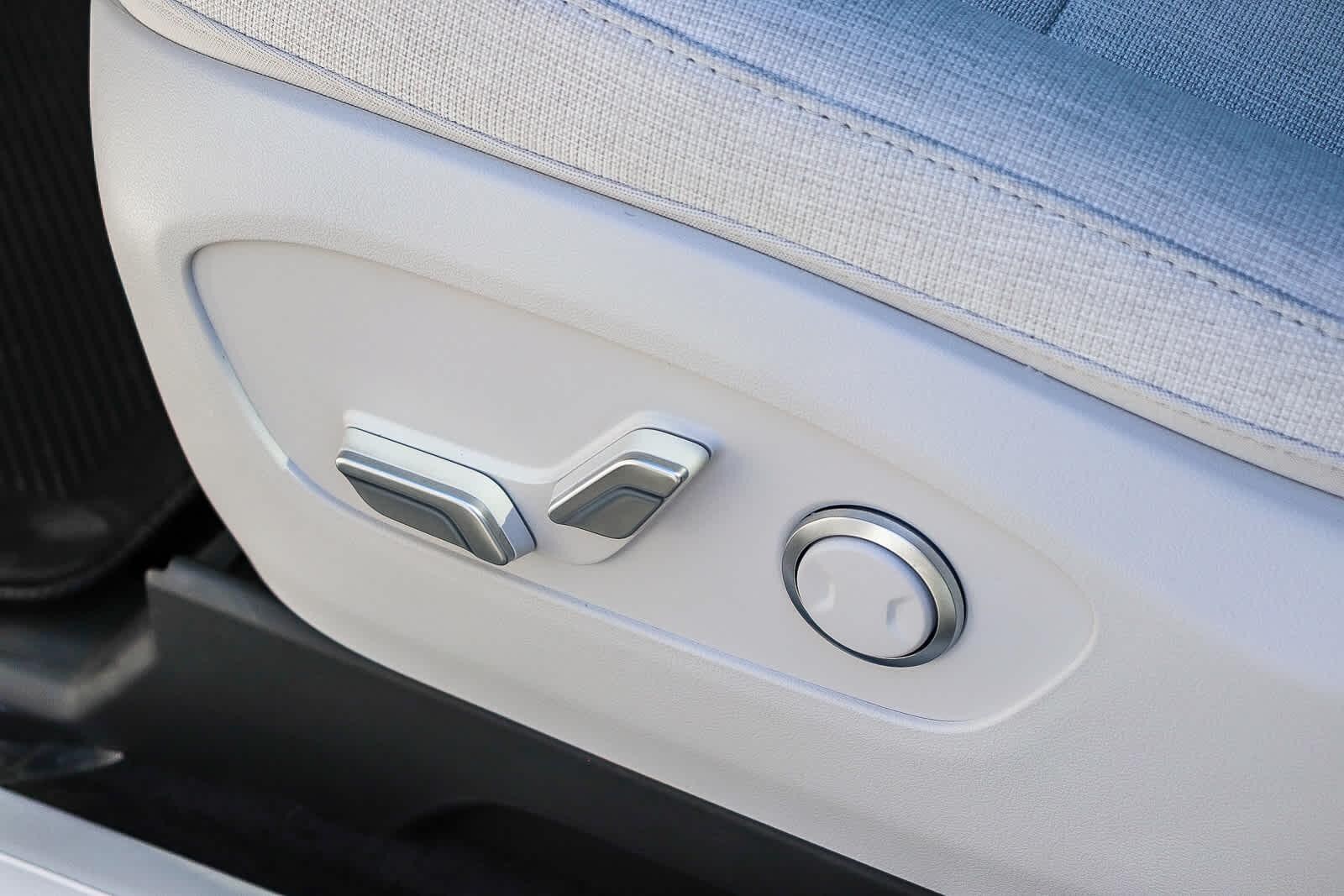 Thumbnail: 2026 Hyundai Ioniq - 29