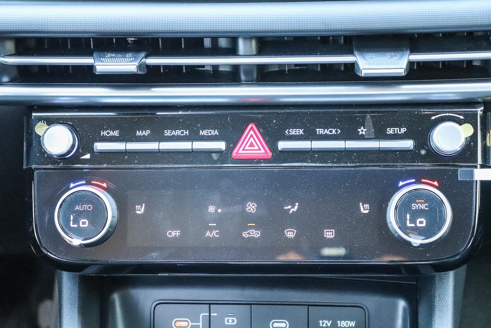 Thumbnail: 2026 Hyundai Santa Cruz - 18