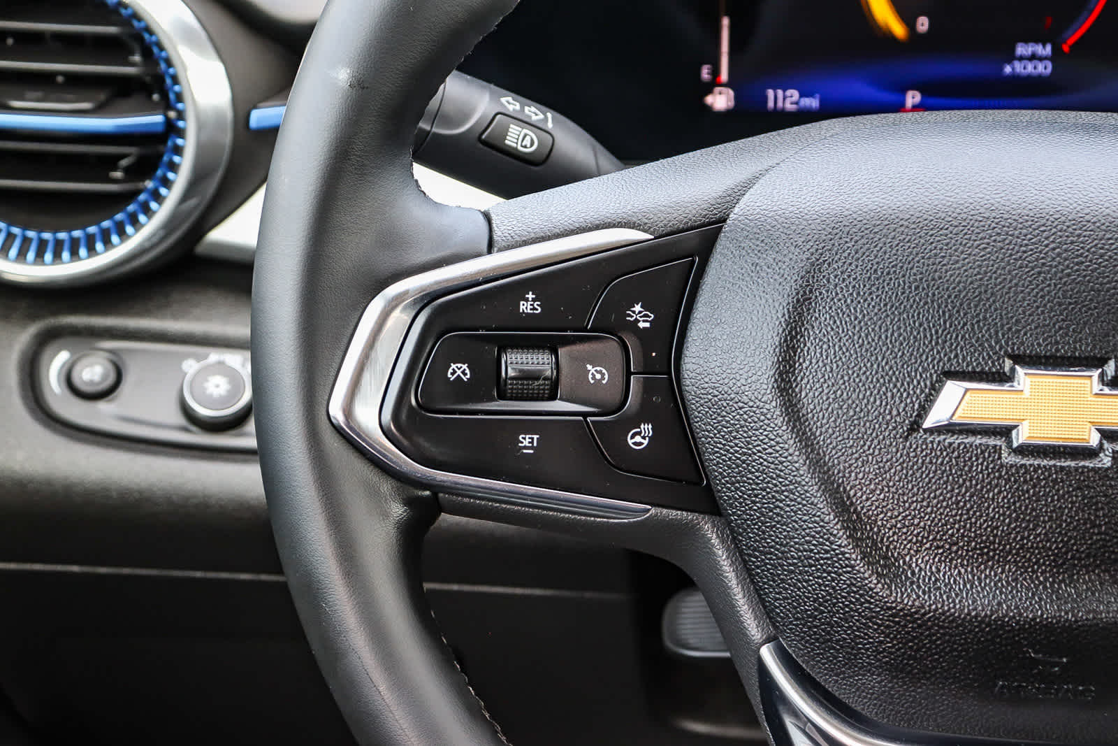 Thumbnail: 2024 Chevrolet Trax - 17