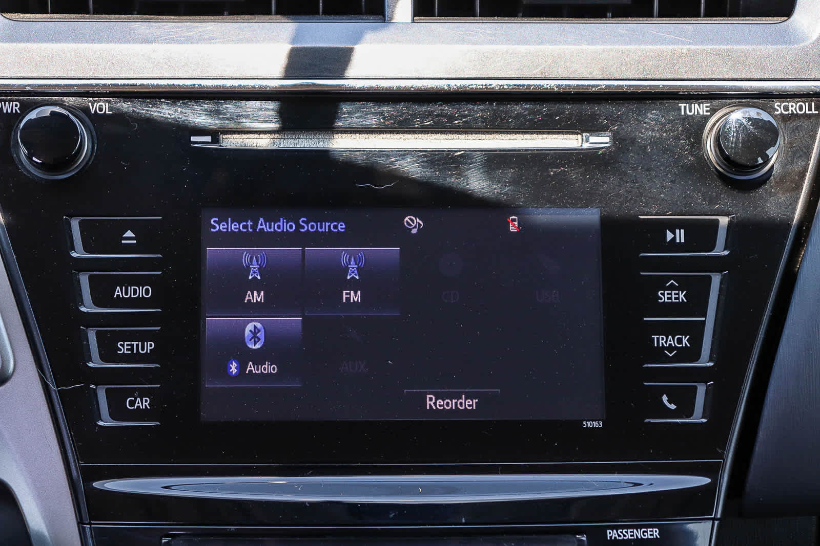 Thumbnail: 2017 Toyota Prius v - 14