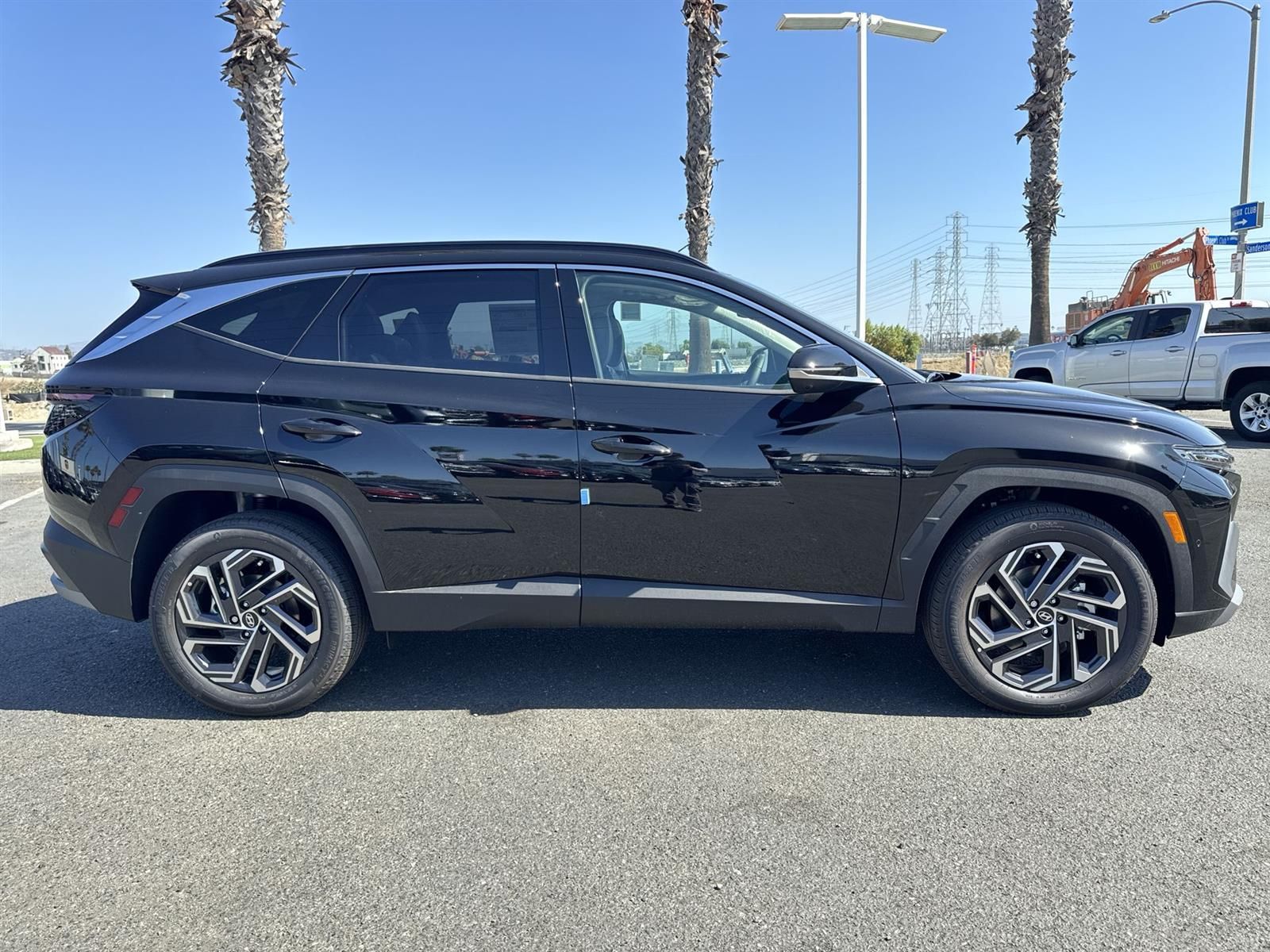 Thumbnail: 2025 Hyundai Tucson - 3