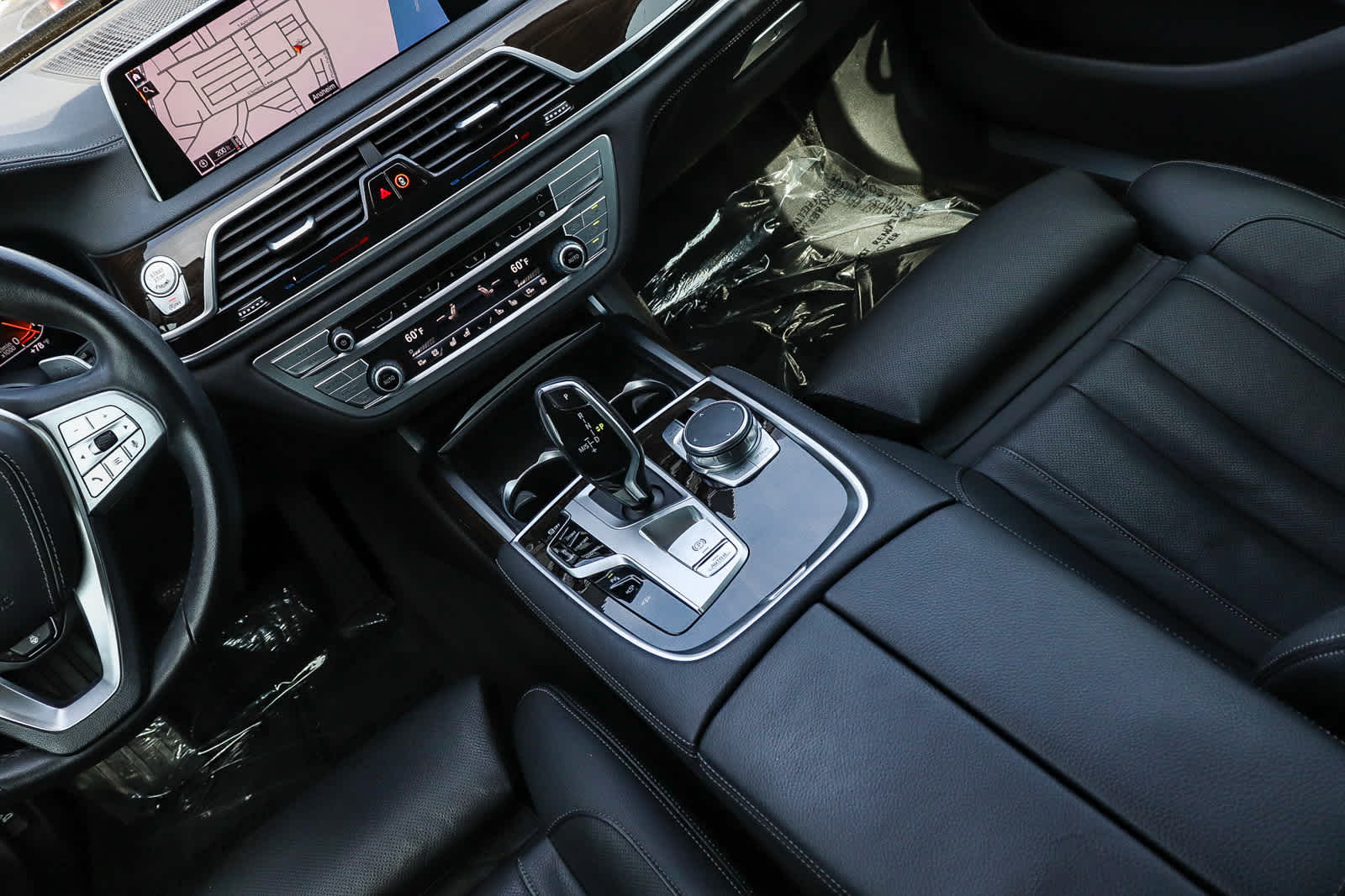 Thumbnail: 2021 BMW 7 Series - 23