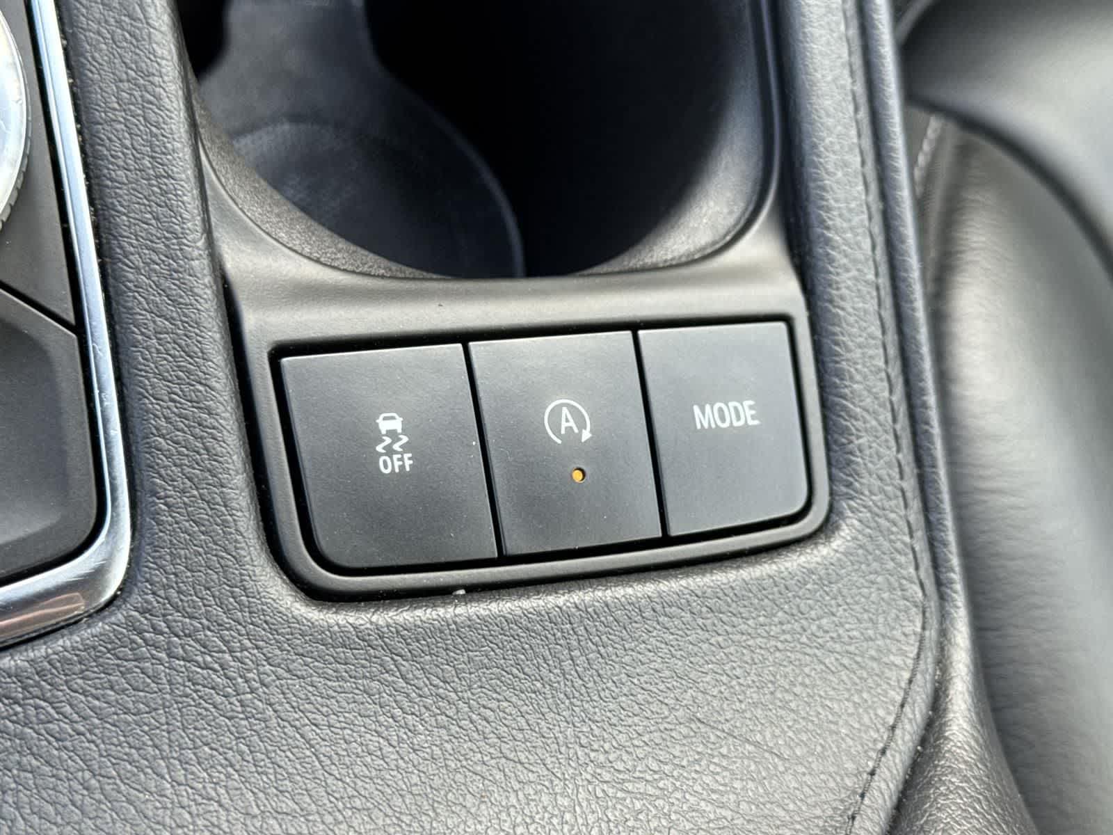 Thumbnail: 2024 Cadillac XT4 - 17