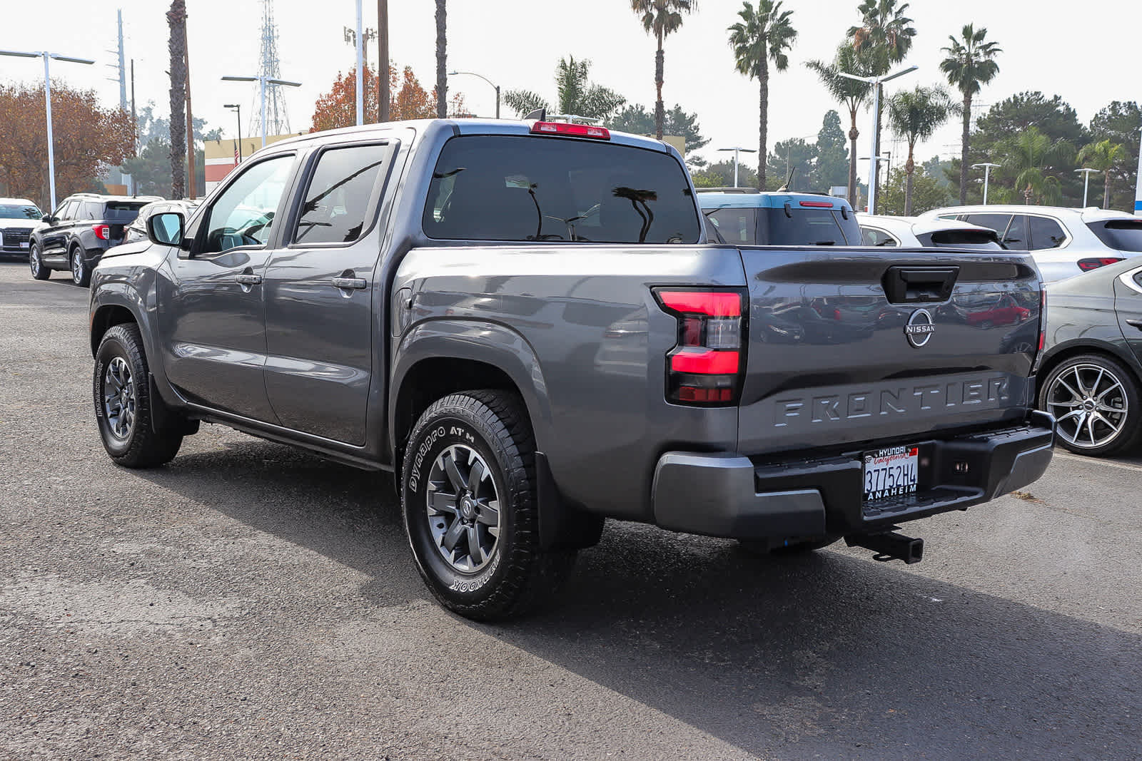 Thumbnail: 2022 Nissan Frontier - 8