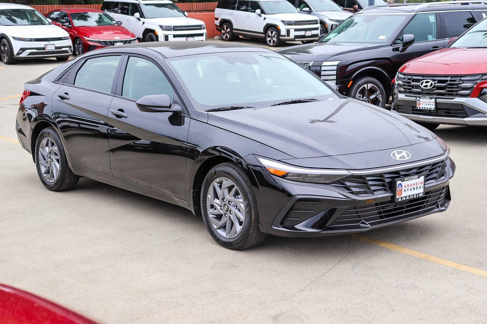 Thumbnail: 2026 Hyundai Elantra - 3