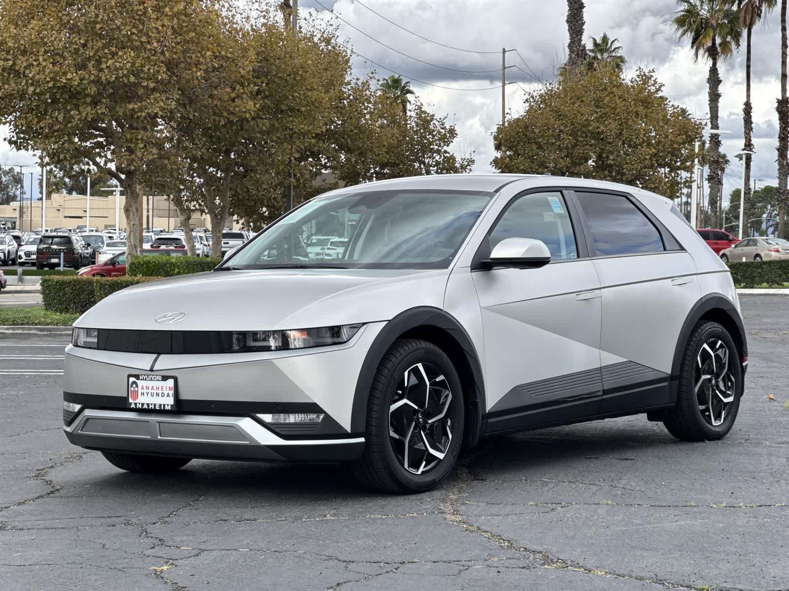 Thumbnail: 2023 Hyundai Ioniq 5 - 6