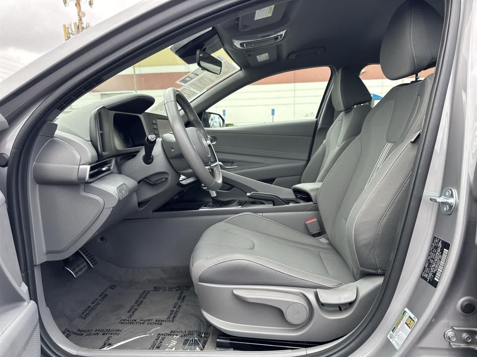 Thumbnail: 2025 Hyundai Elantra - 22