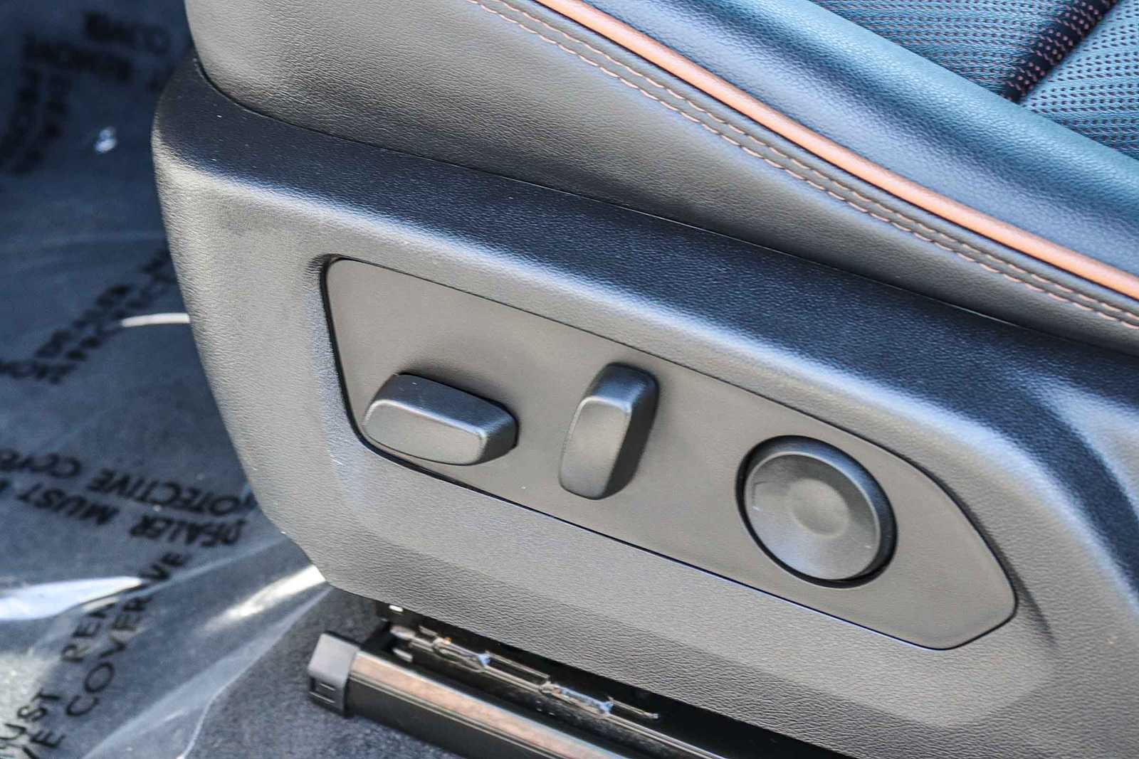 Thumbnail: 2023 GMC Canyon - 24