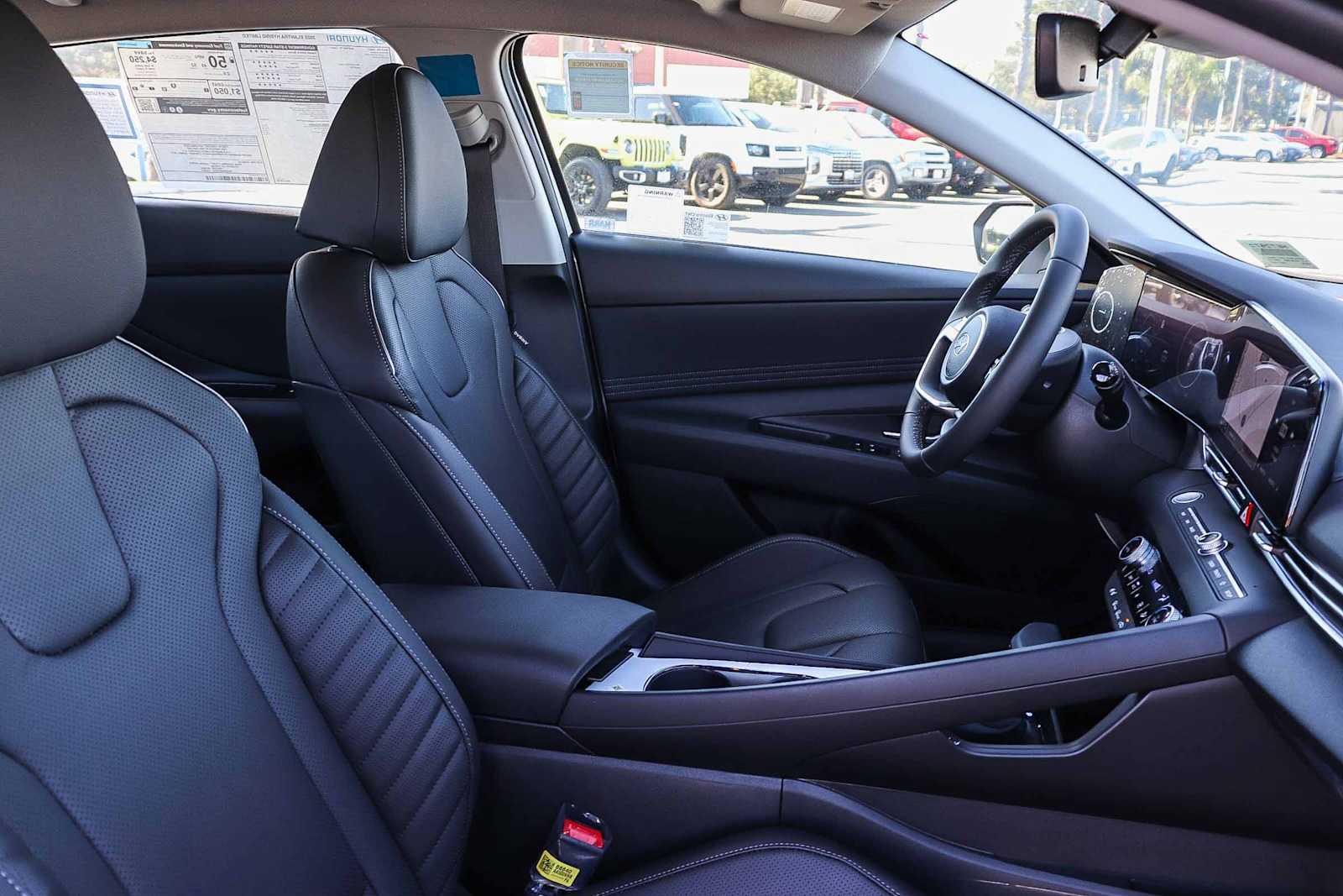 Thumbnail: 2025 Hyundai Elantra - 21