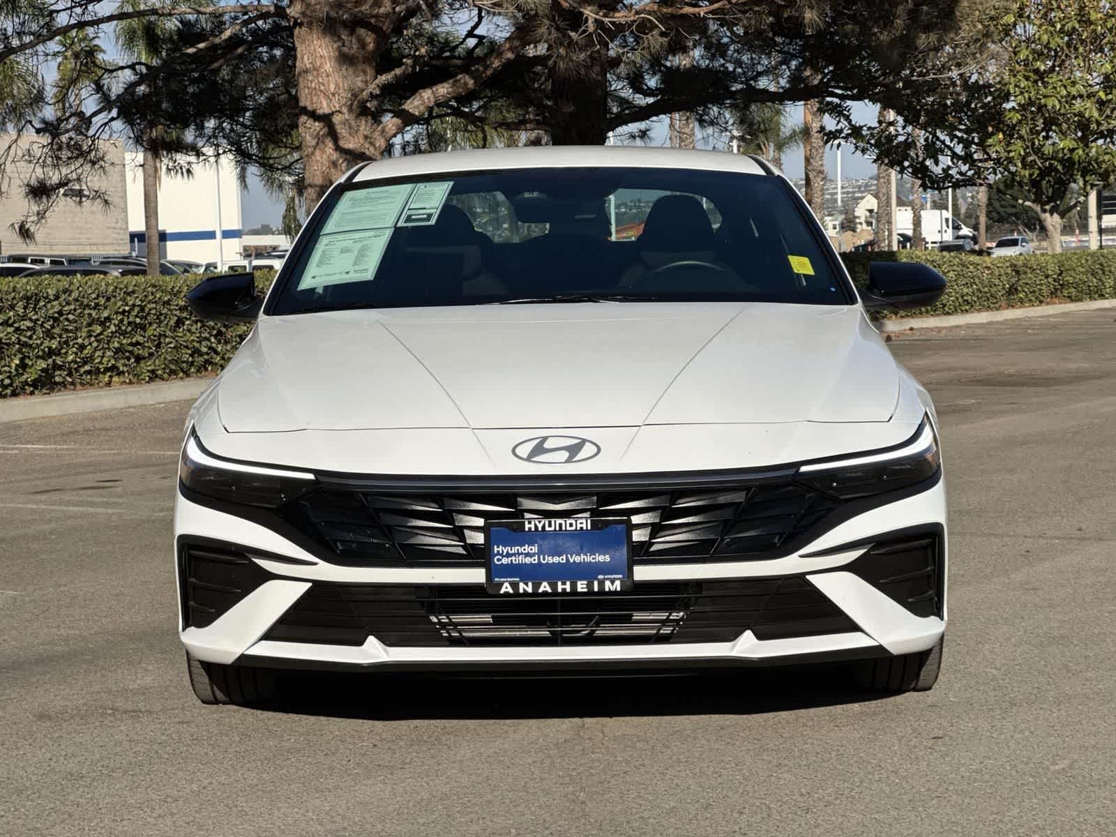 2025 Hyundai Elantra Hybrid SEL Sport photo 2