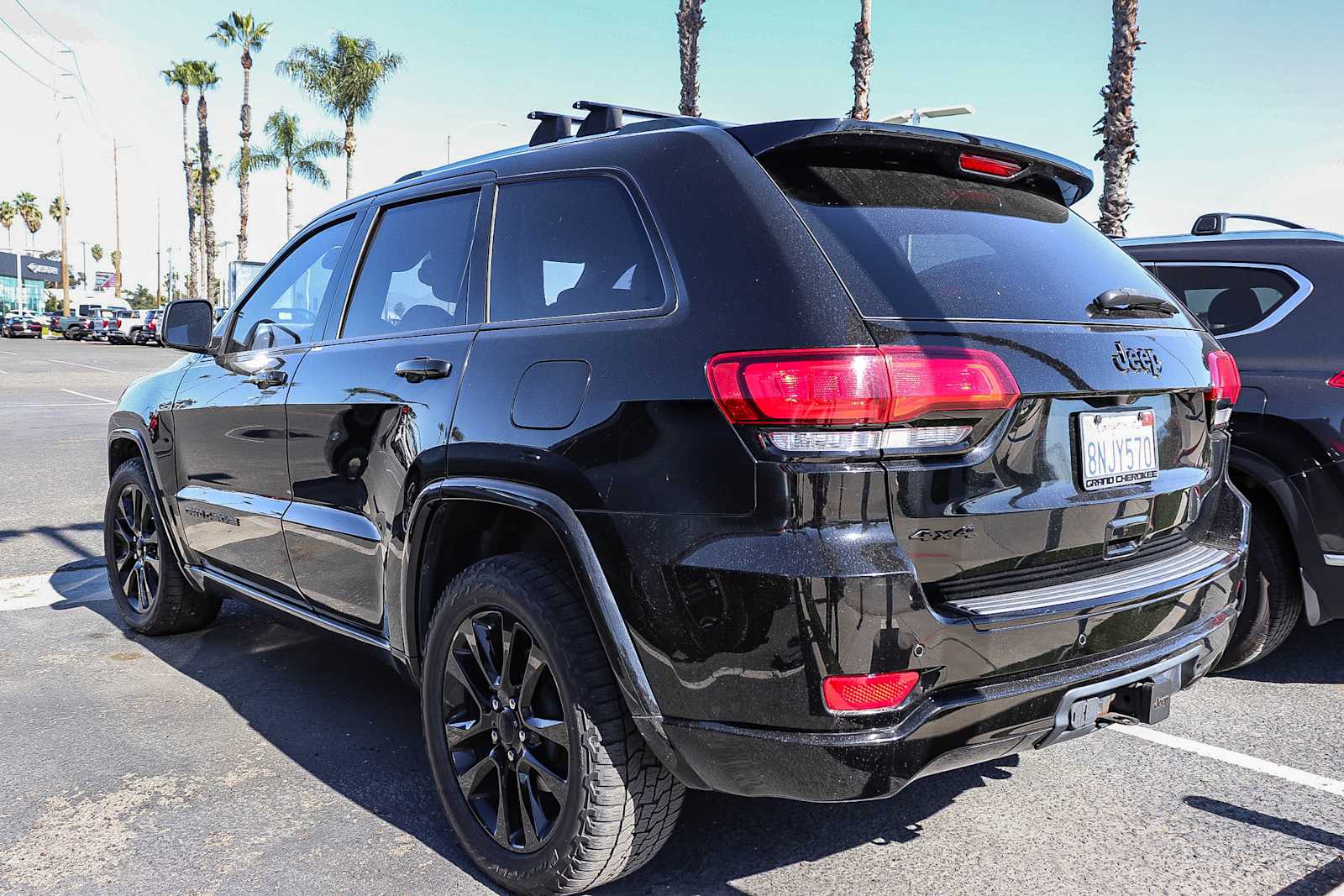 Thumbnail: 2017 Jeep Grand Cherokee - 7