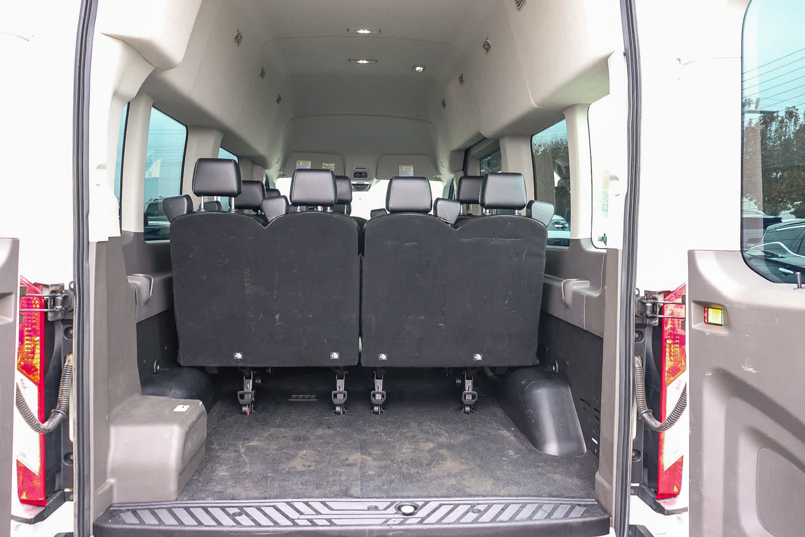 Thumbnail: 2022 Ford Transit Series - 27