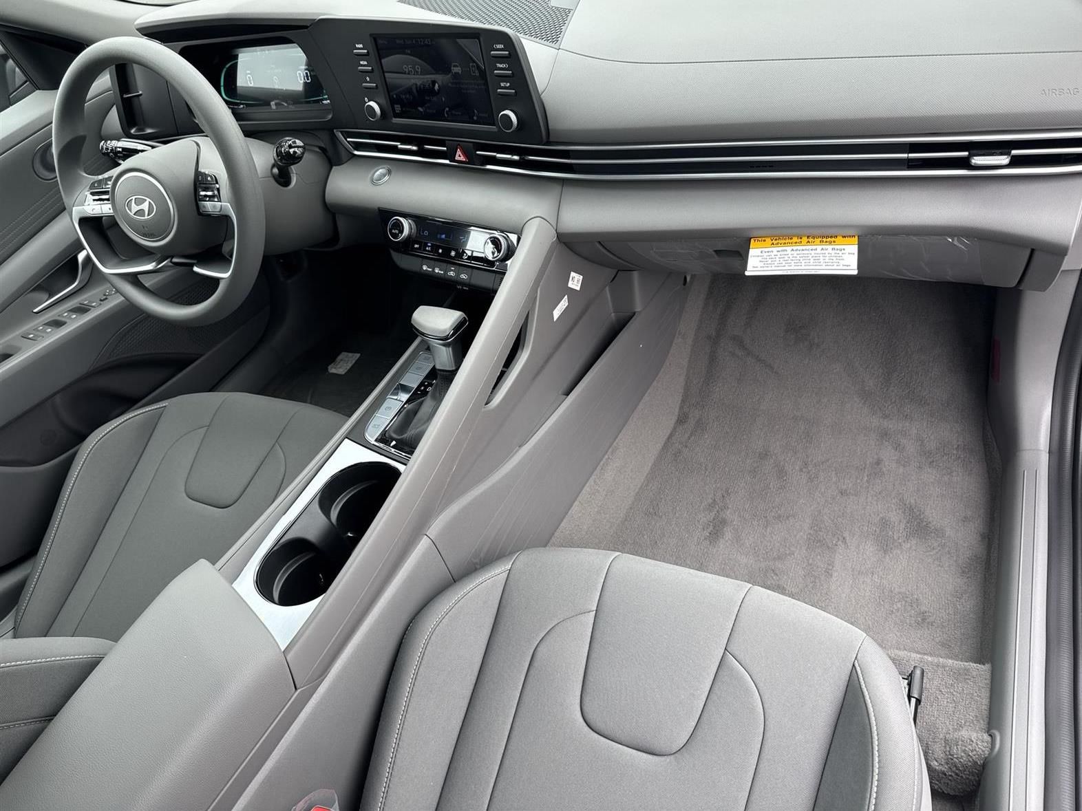 Thumbnail: 2025 Hyundai Elantra - 36