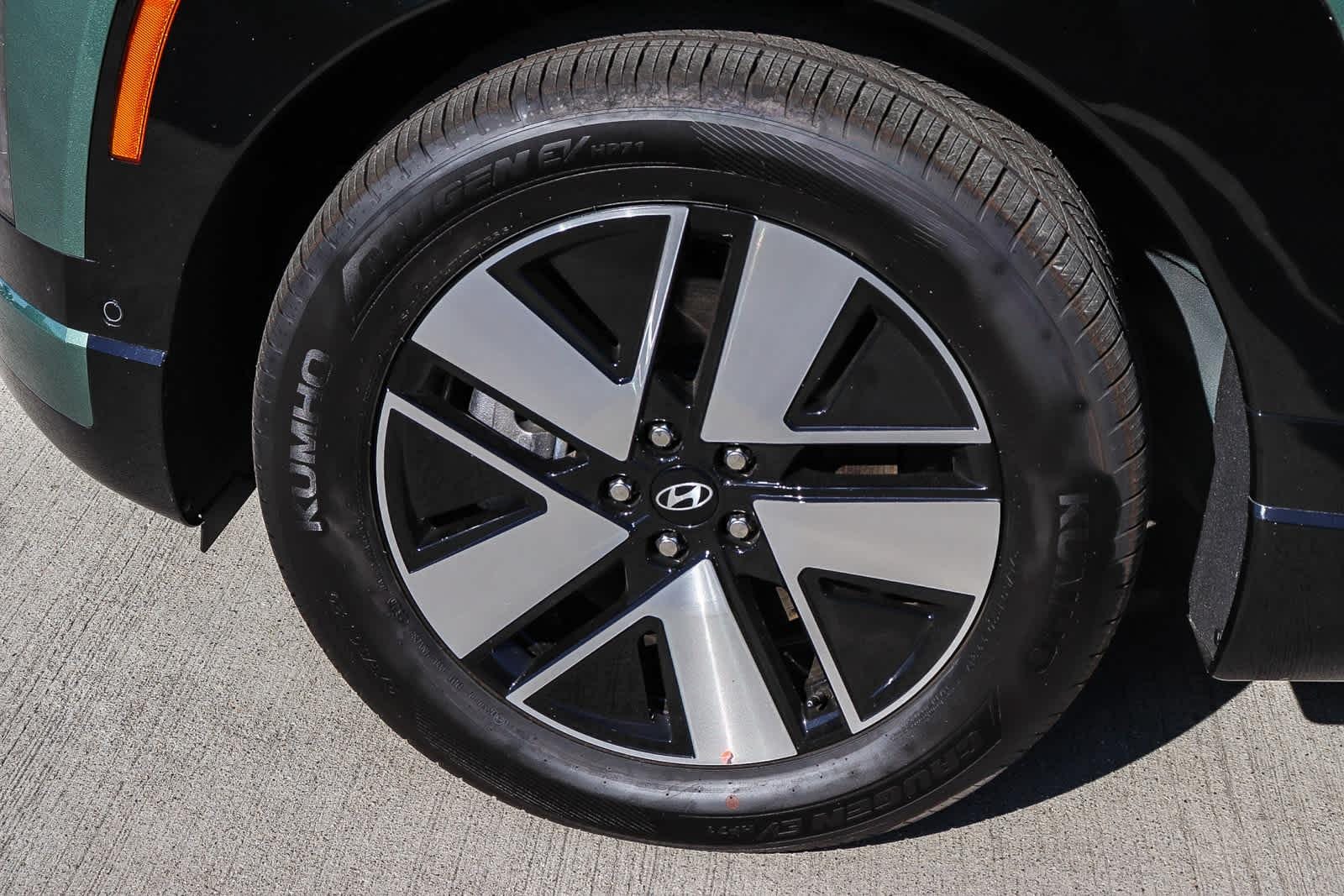 Thumbnail: 2026 Hyundai Ioniq - 12