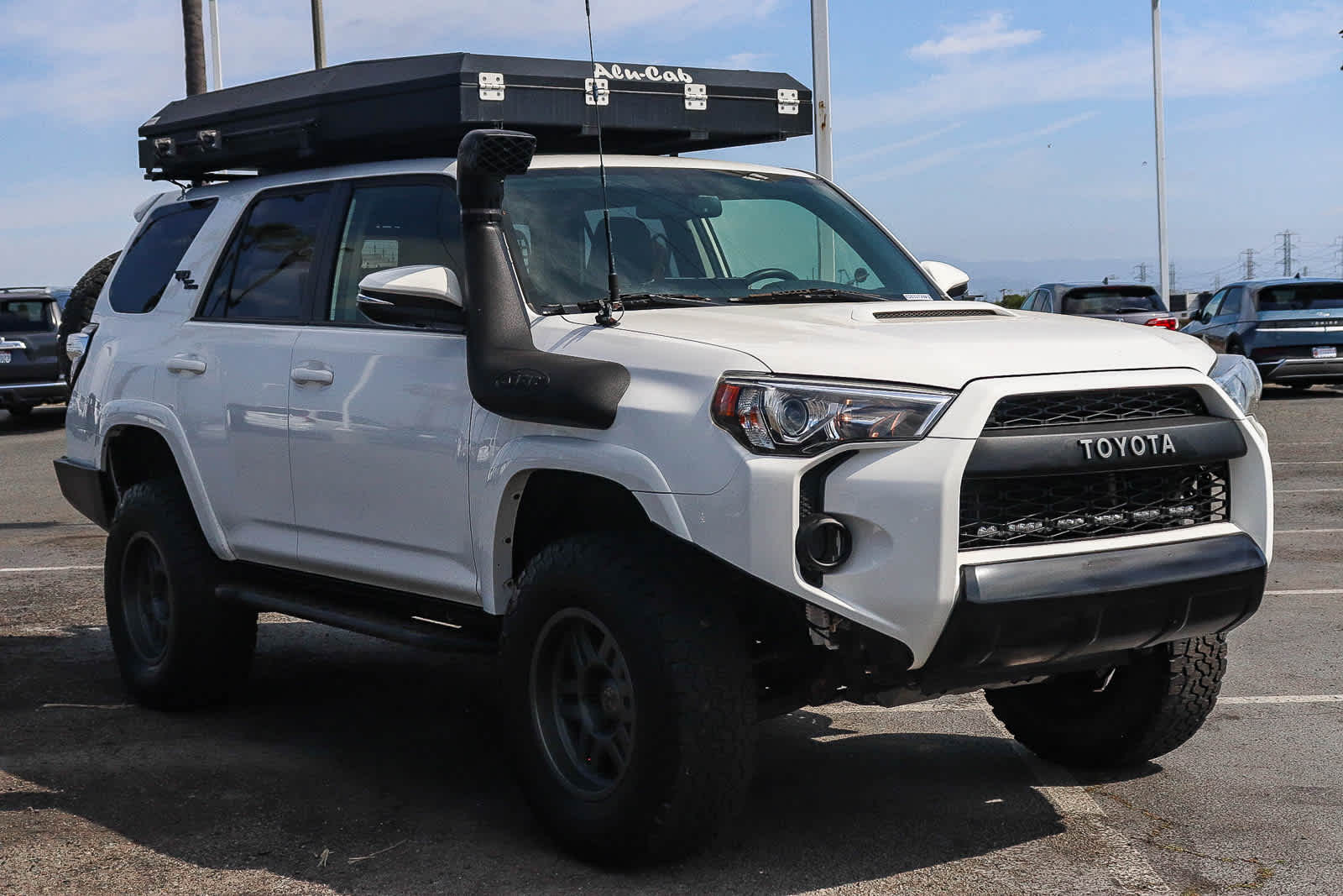 2019 Toyota 4Runner TRD Off Road Premium photo 2