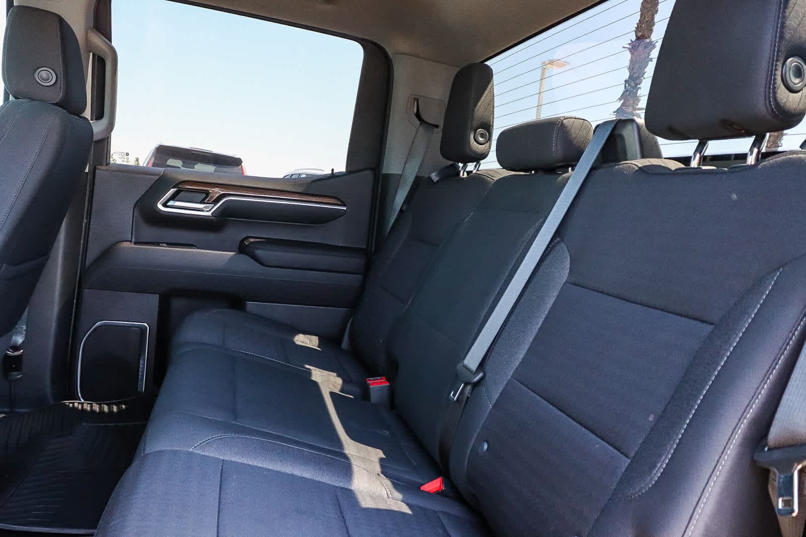 Thumbnail: 2022 Chevrolet Silverado 1500 - 24