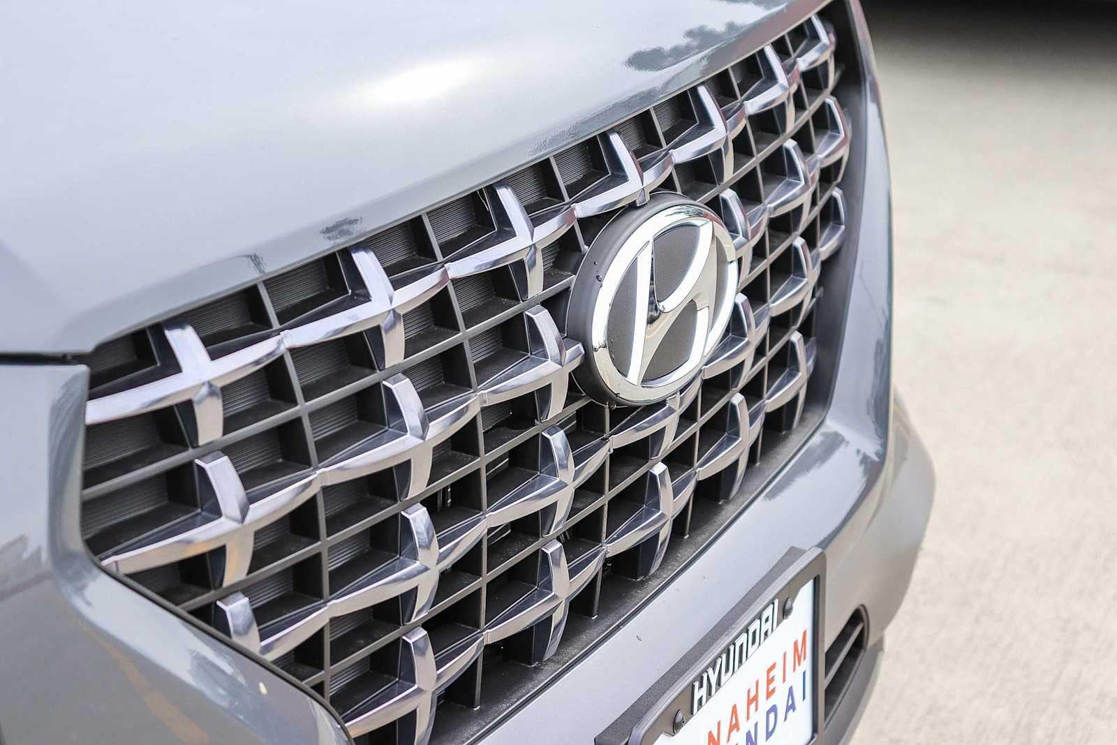 Thumbnail: 2026 Hyundai Venue - 5