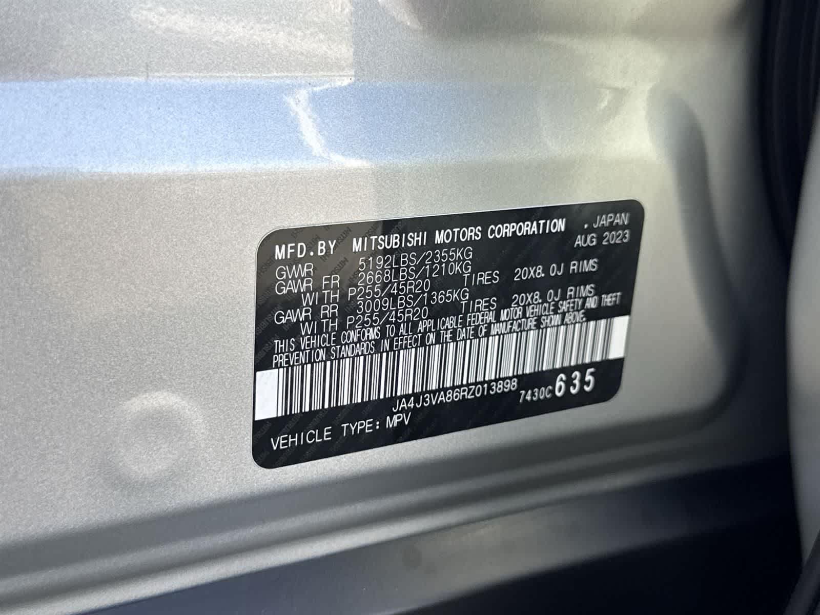 Thumbnail: 2024 Mitsubishi Outlander - 7