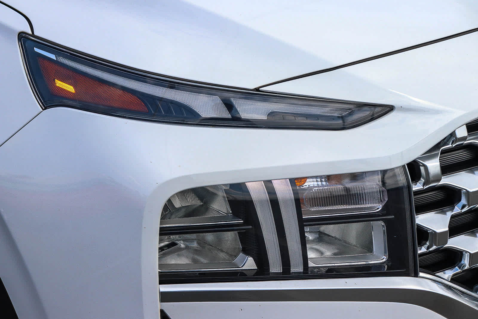 Thumbnail: 2023 Hyundai Santa Fe - 3