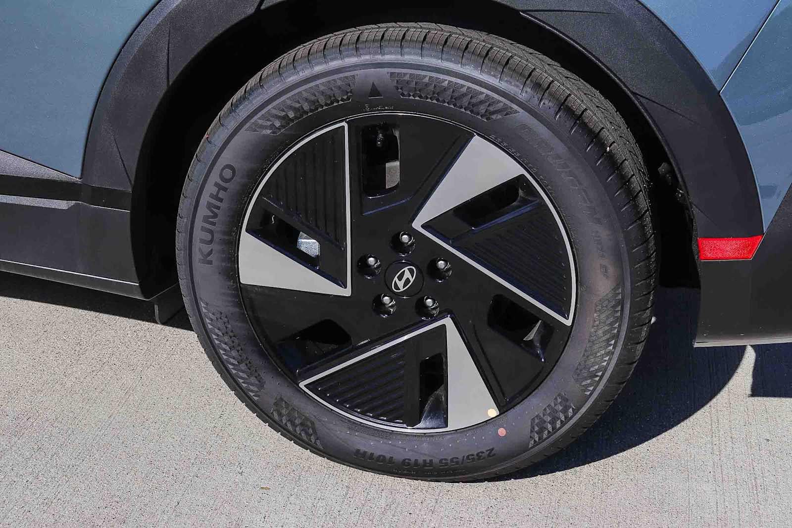 Thumbnail: 2026 Hyundai Ioniq 5 - 11