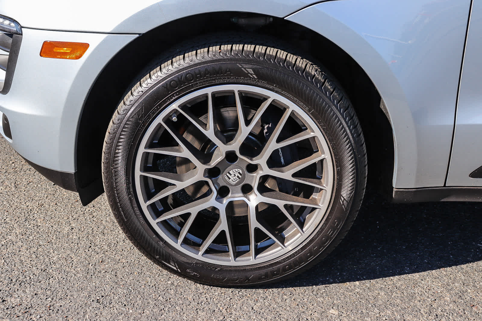 Thumbnail: 2017 Porsche Macan - 12