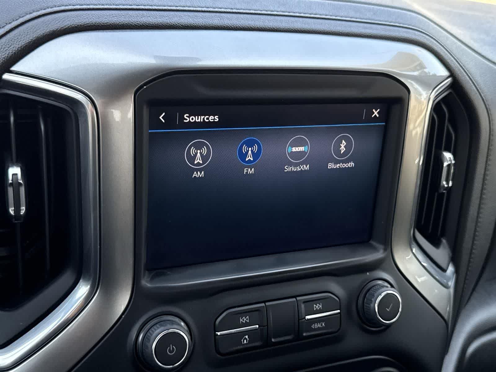 Thumbnail: 2022 Chevrolet Silverado 1500 - 15