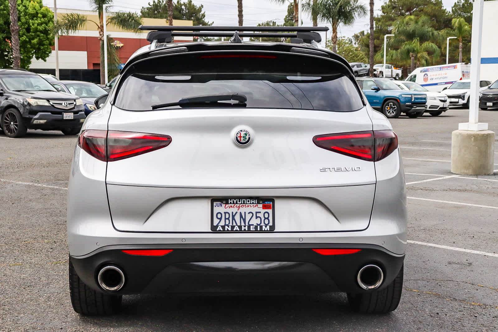 Thumbnail: 2019 Alfa Romeo Stelvio - 7