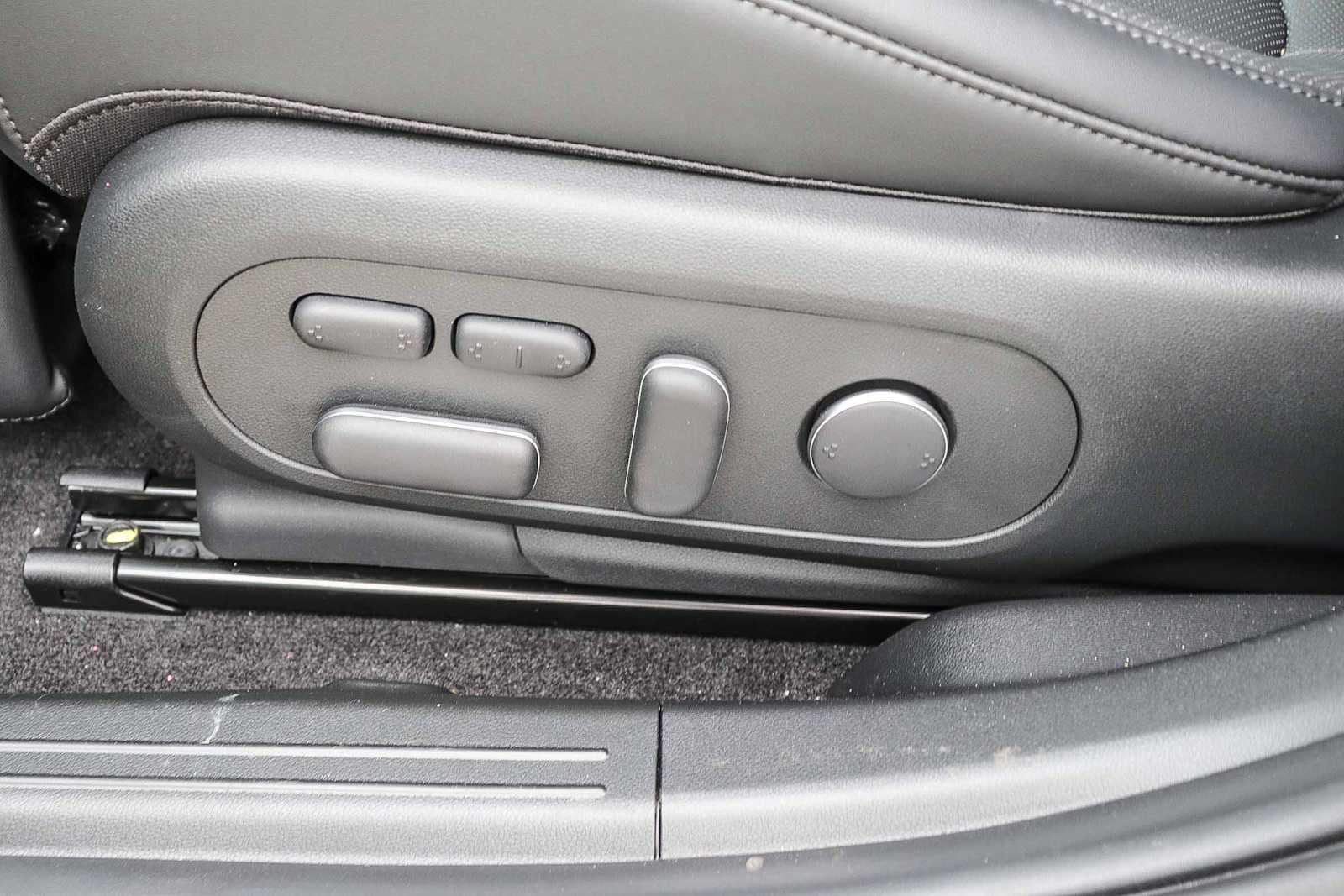 Thumbnail: 2026 Hyundai Ioniq 5 - 23