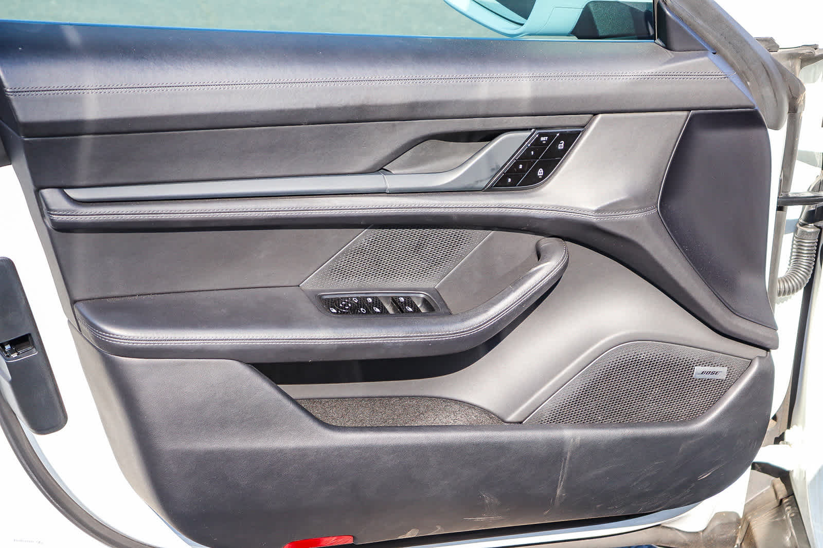 Thumbnail: 2021 Porsche Taycan - 24