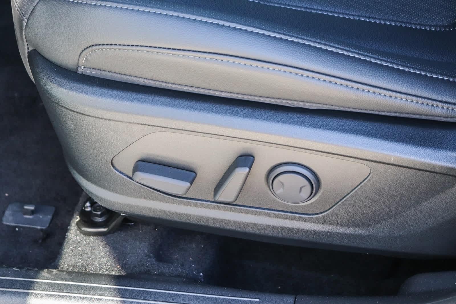 Thumbnail: 2026 Hyundai Santa Cruz - 24