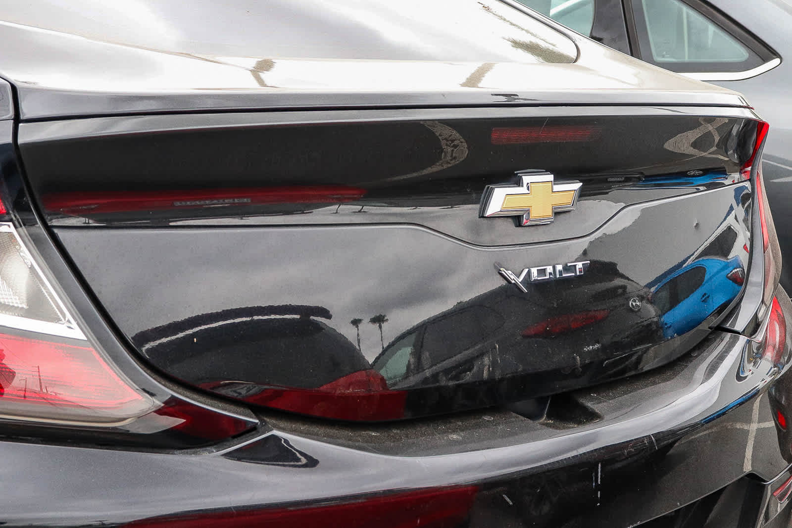 Thumbnail: 2016 Chevrolet Volt - 12