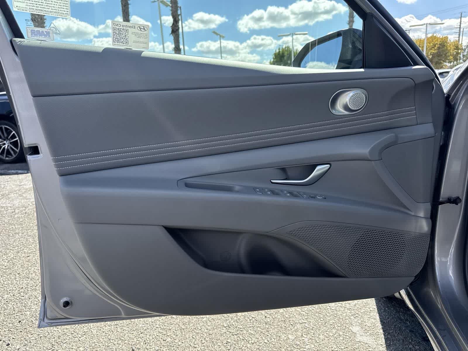 Thumbnail: 2025 Hyundai Elantra - 20