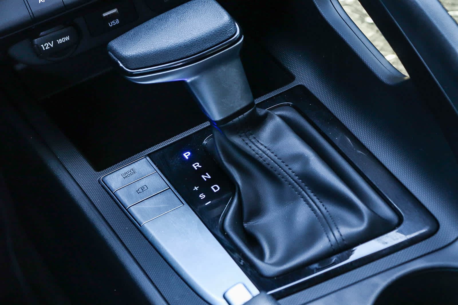 Thumbnail: 2025 Hyundai Elantra - 19