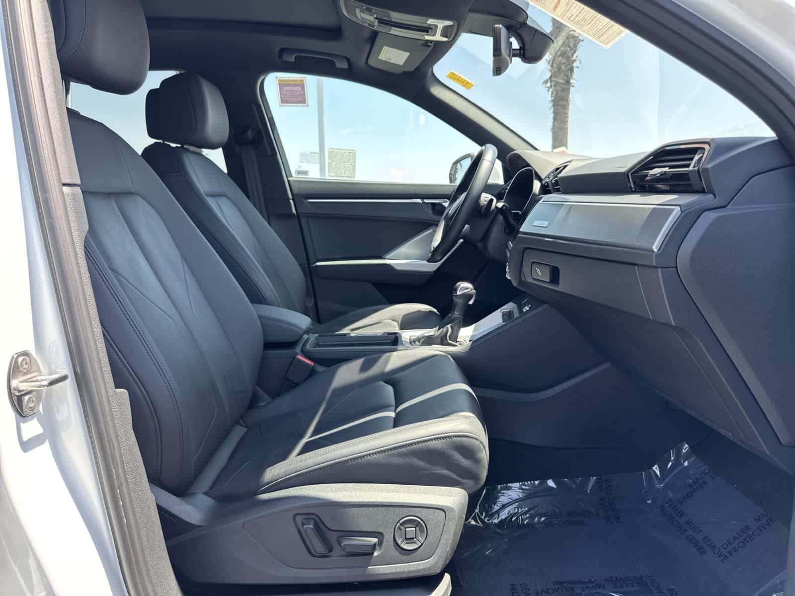 Thumbnail: 2024 Audi Q3 - 38