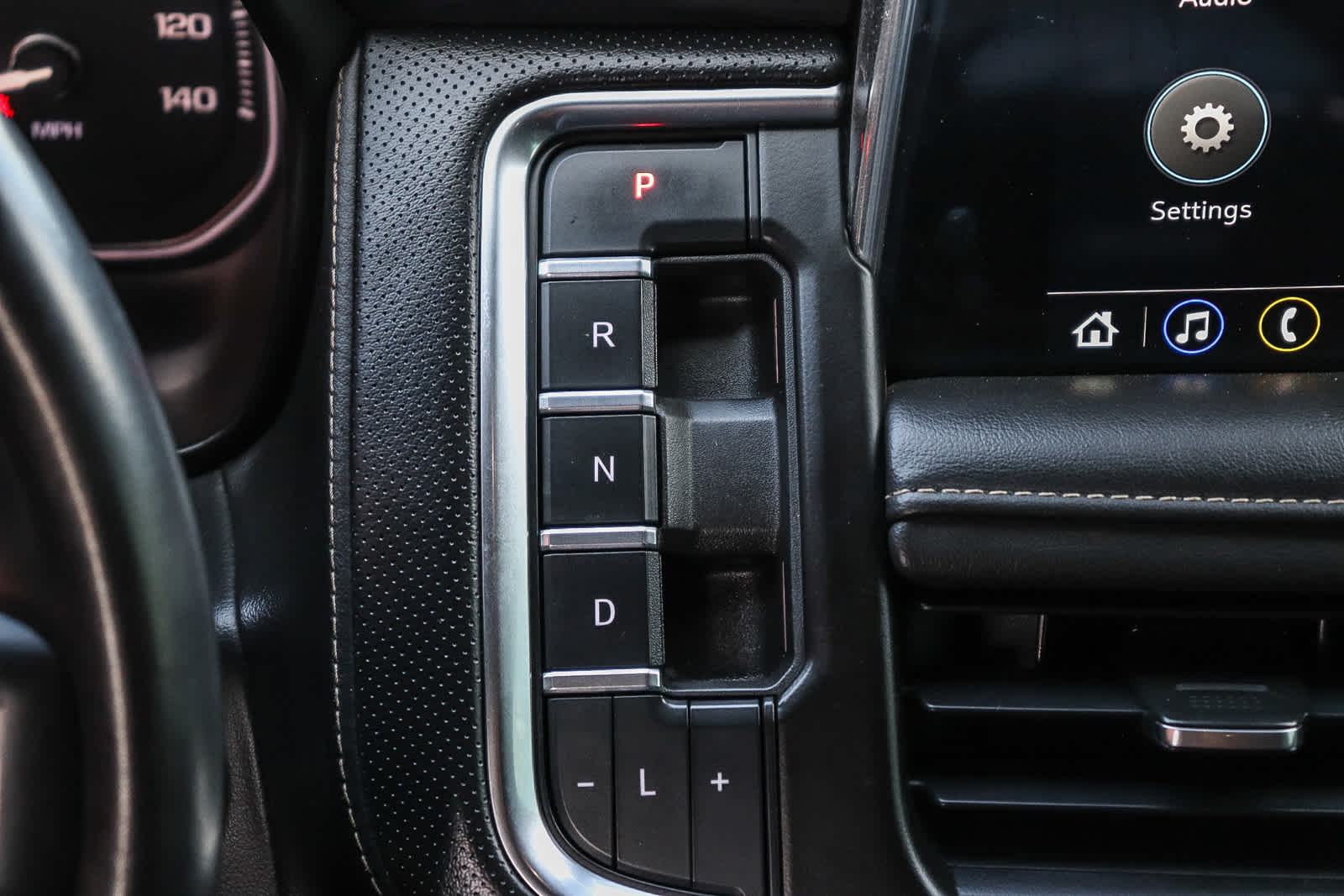 Thumbnail: 2021 GMC Yukon - 22