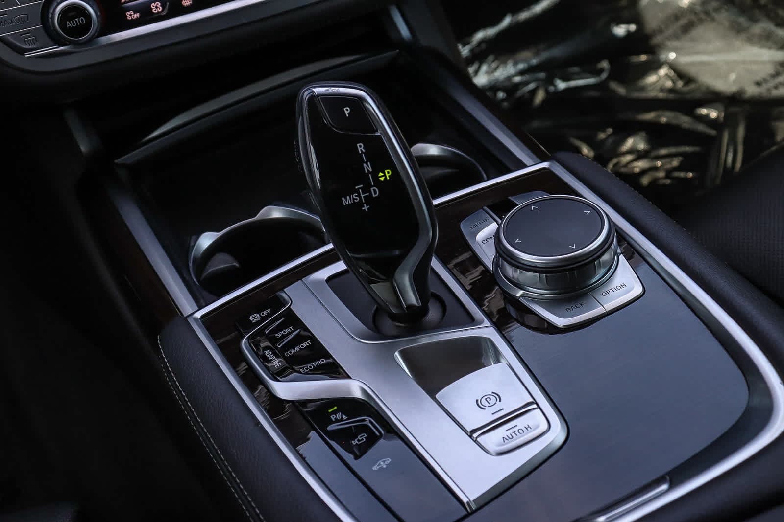 Thumbnail: 2021 BMW 7 Series - 20