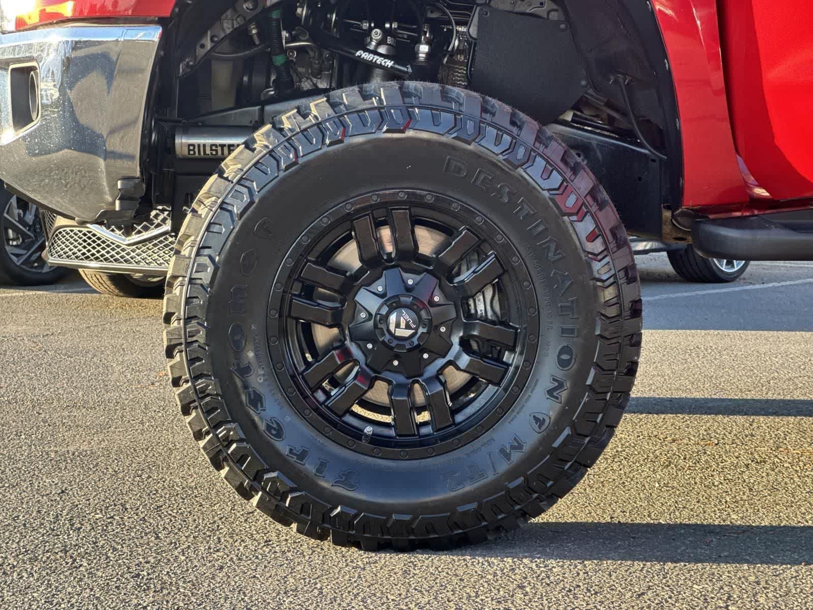 Thumbnail: 2019 Toyota Tundra - 12